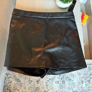 Dynamite Black Skort with Glossy Finish
